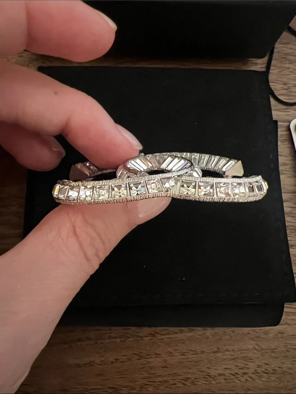 CHANEL signature cc